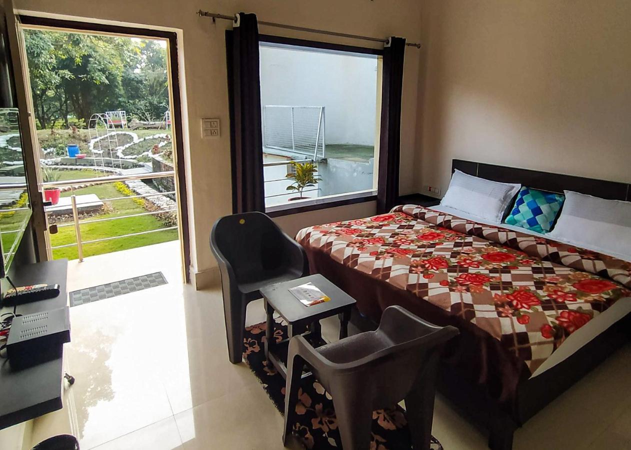 Anugraha Homestay Рамнагар Экстерьер фото
