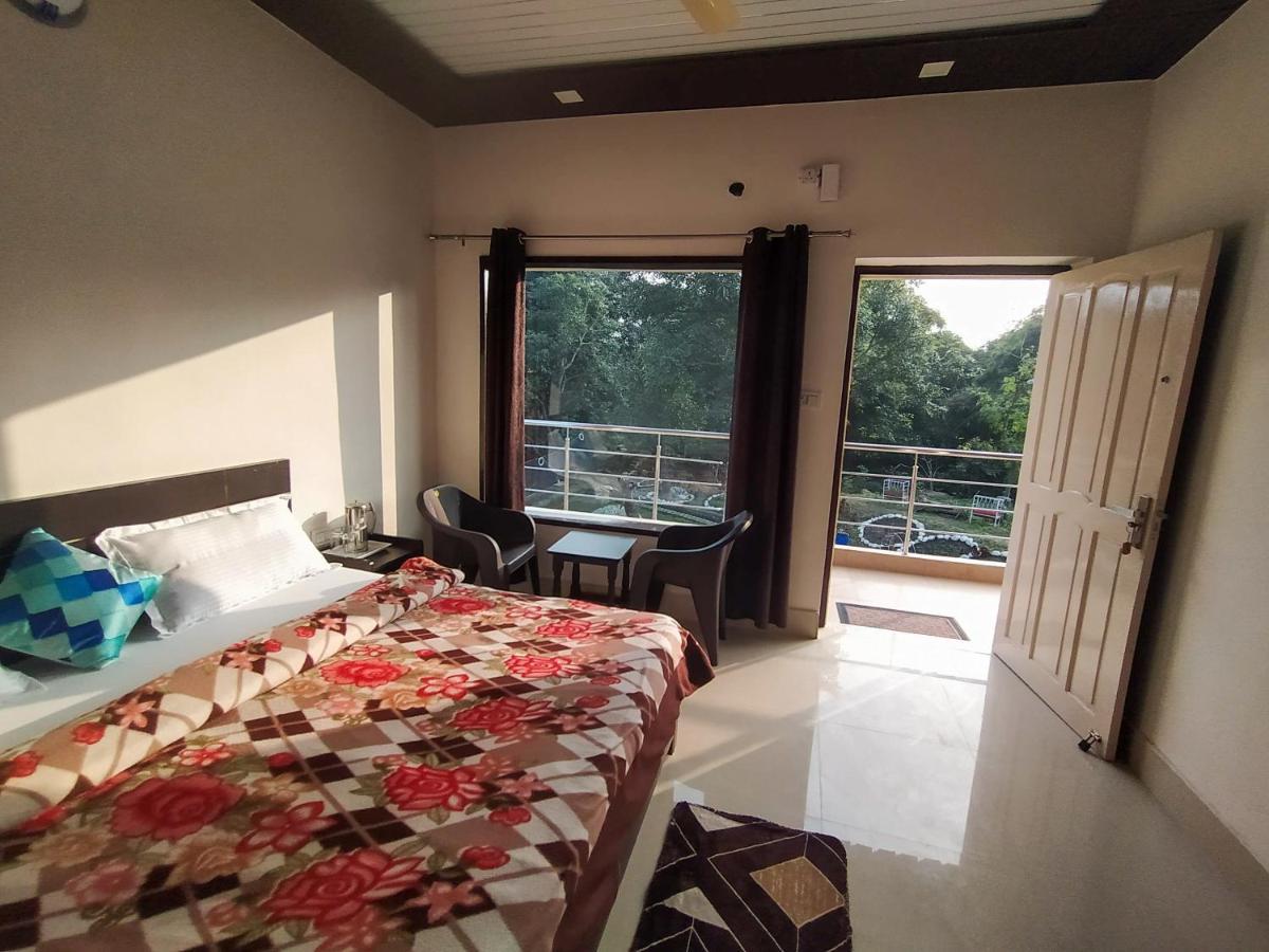 Anugraha Homestay Рамнагар Экстерьер фото